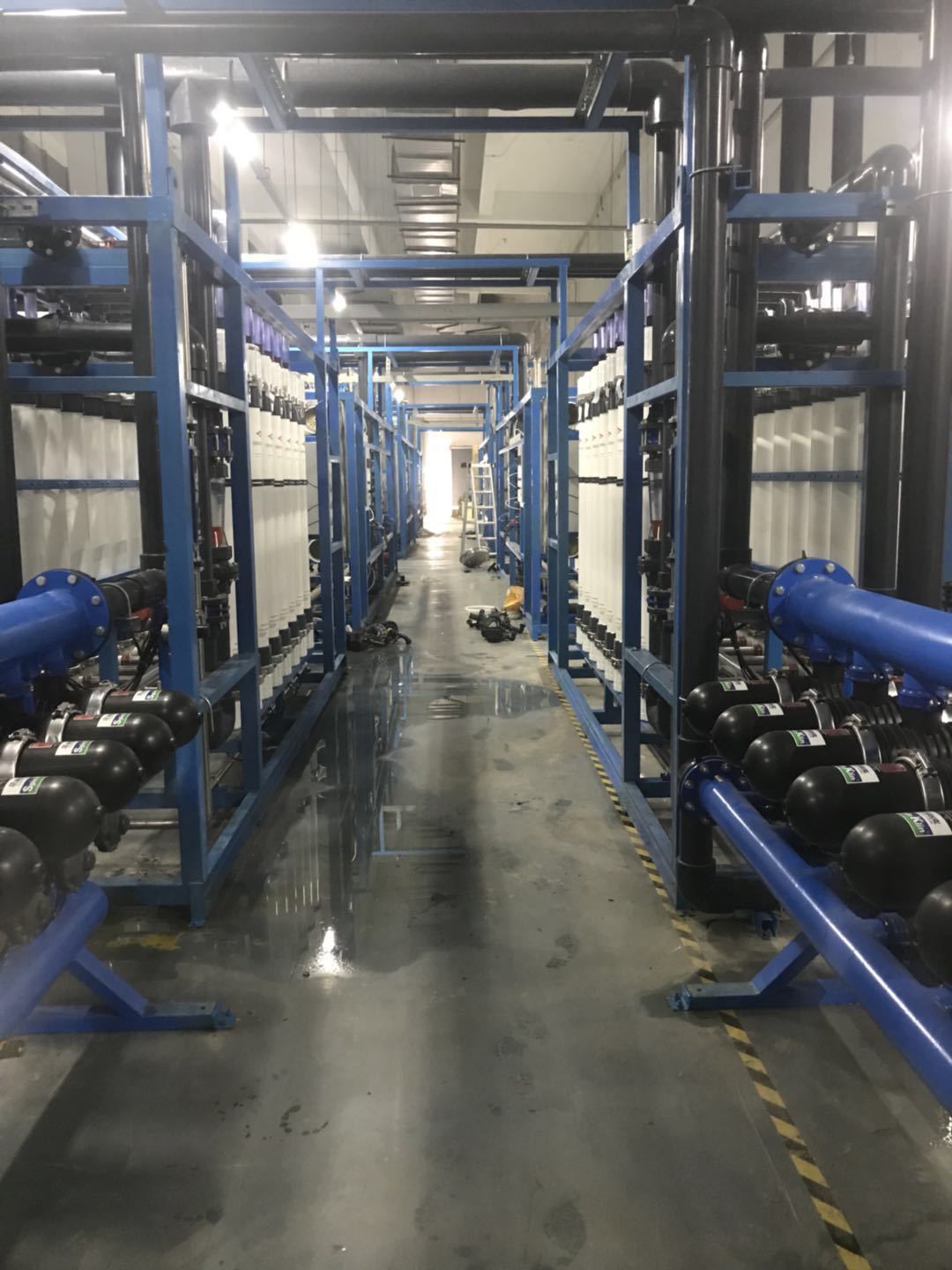 什么原因导致超纯水设备的水质下降？